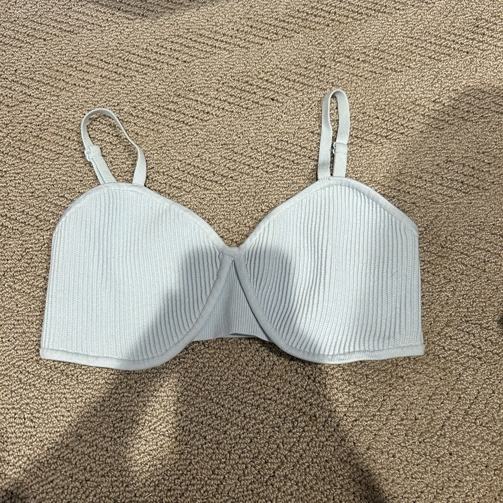 Aritzia Bra top